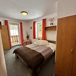 Vladimir Hotell 3*