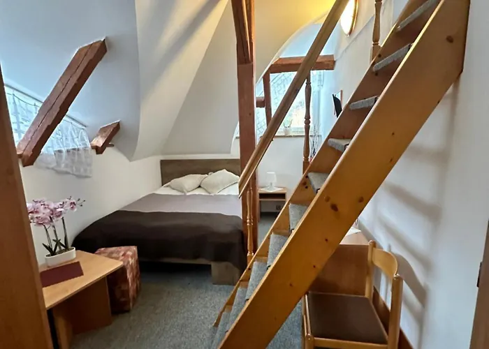 Vladimir Hotell 3*